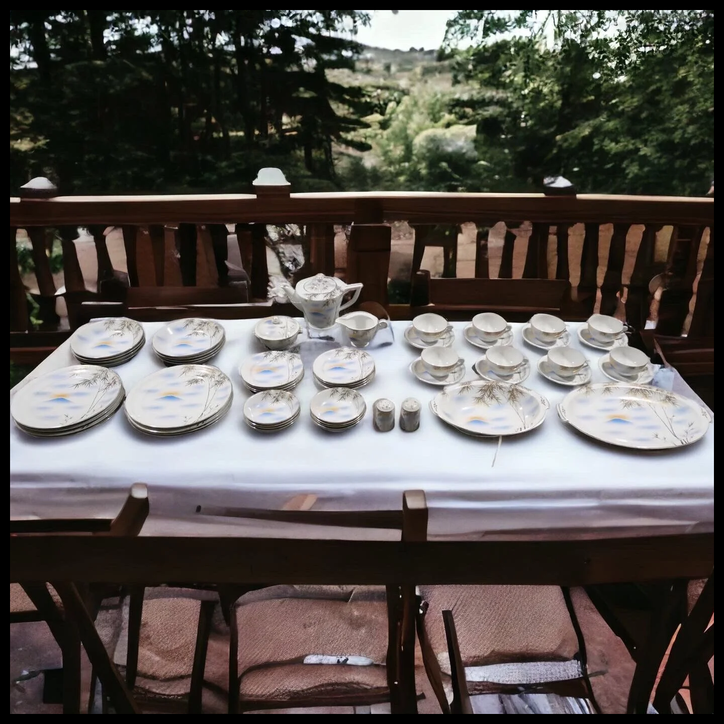 Mid 20th Century Japanese Kutani Porcelain 57-Piece Place Setting Dinner Service for 8