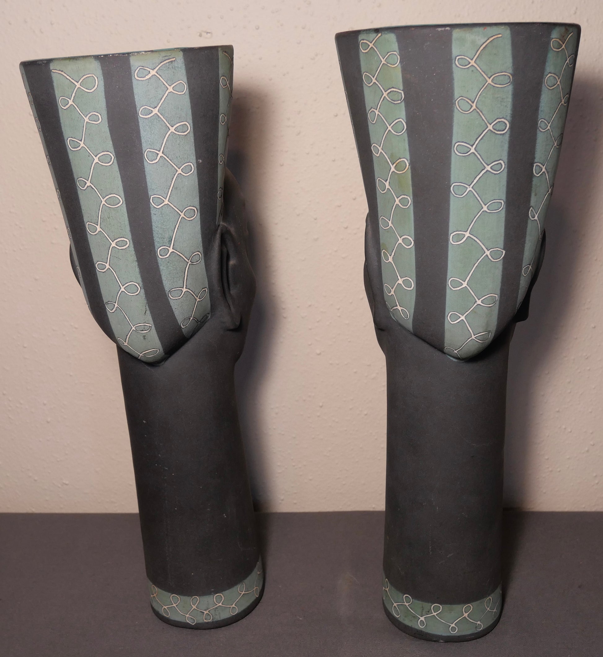 Pair of 1950’s Hungarian Mid Century Modern Kru Pottery Charles and Alice Smith Style Ceramic Black/Turquoise Elongated Head Vases