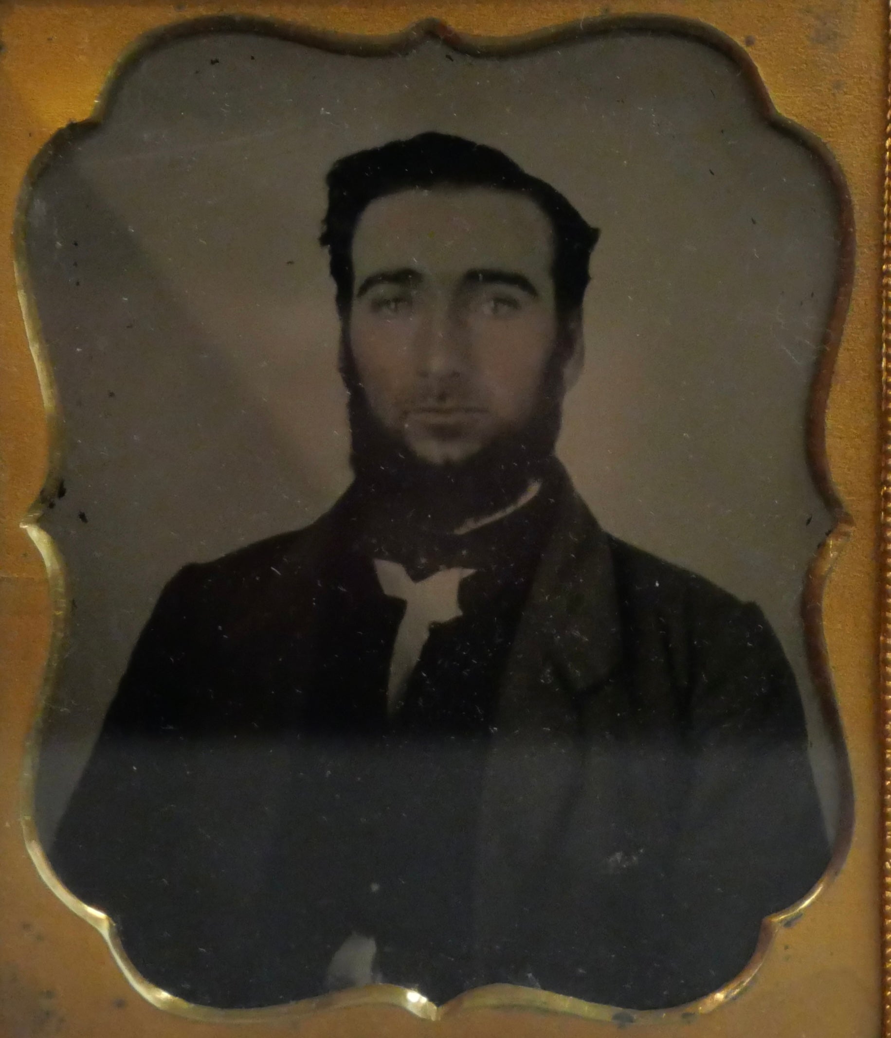 Mid 19th Century American Deguerrotyoe Man's Portrait Photograph in Leather Bound Case