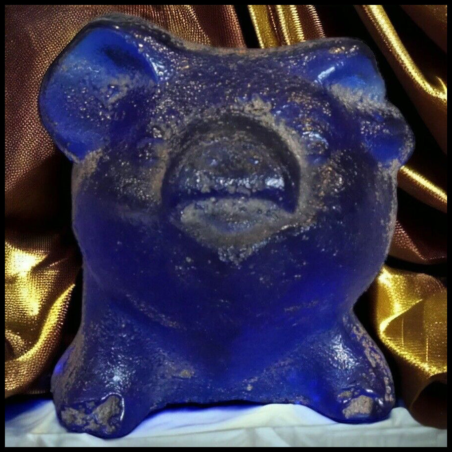 Mitchell Gaudet Art Glass Contemporary Blue Pig Head Sculpture (New Orleans)