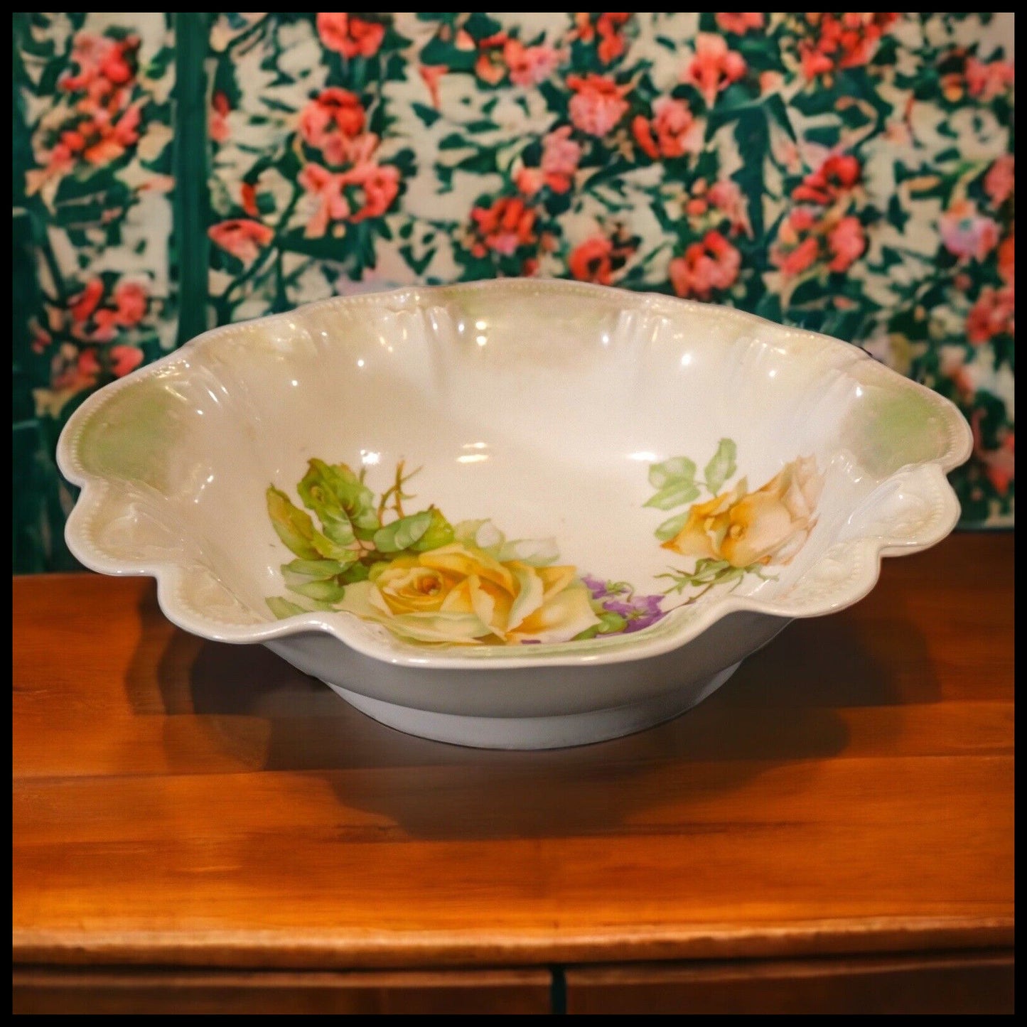 Circa 1900 German Victorian Porcelain Floral Motifs Scalloped Edge Bowl