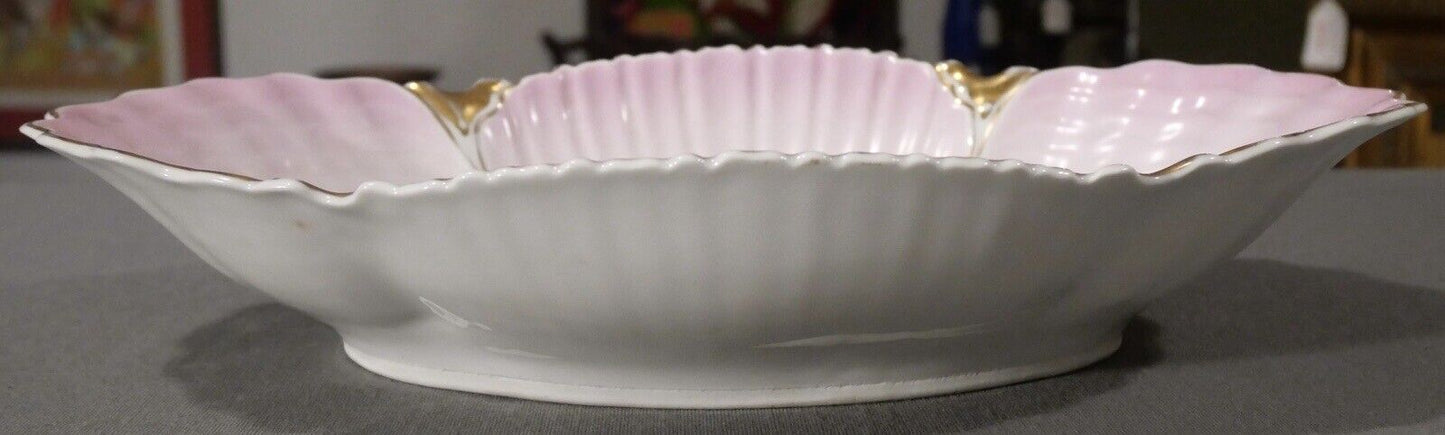 Early 20th Century German FL & Co. Bavarian China Floral Motif Clamshell Bowl