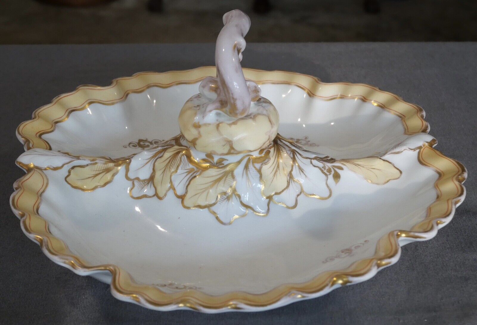 Circa 1860 Danish Bing & Grondahl Porcelain Gilded Leaf Motifs Tidbit Server