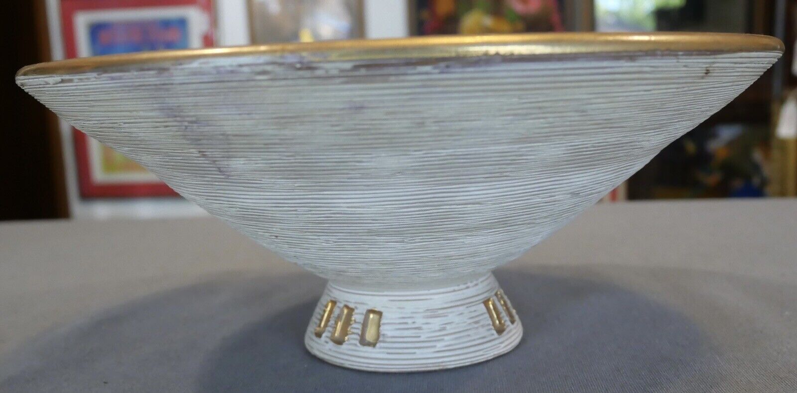 1960’s Italian Mid Century Modern Fratelli Fanciullaci Sgraffito Footed Bowl