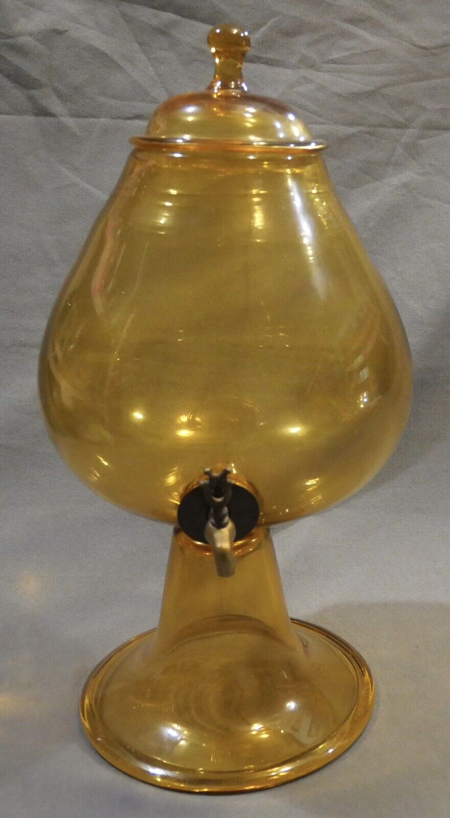 1960's Italian Mid Century Modern Empoli Topaz Glass Footed Beverage Dispenser