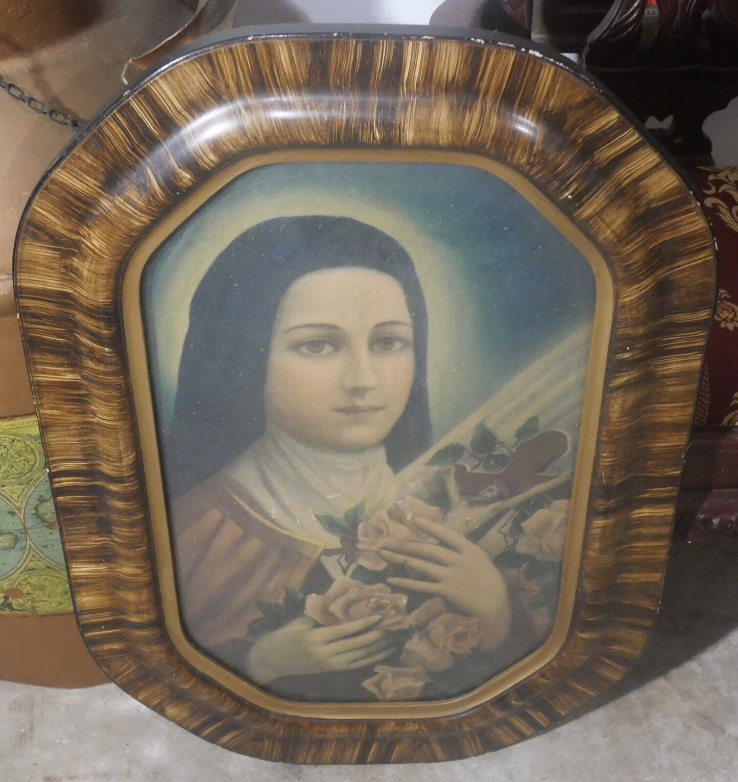 Circa 1920 American Catholic Saint Theresa Print in Convex Glass Wooden Frame